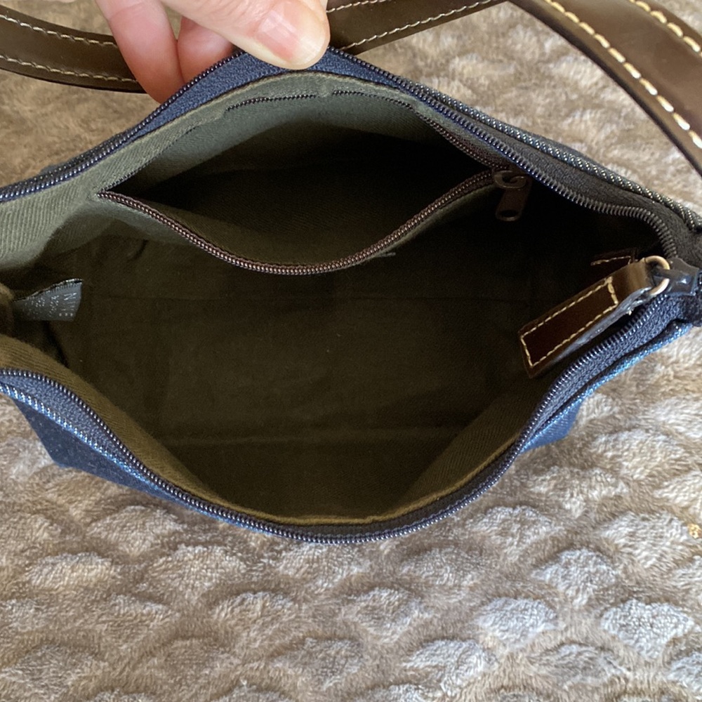 Small Handbag - Picture 7 of 9